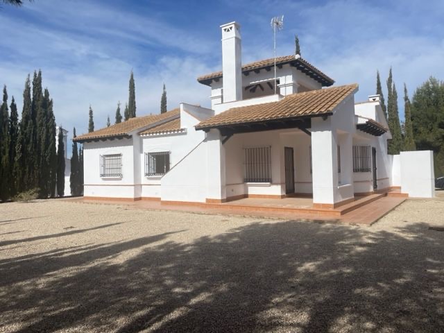 Main Photo of a 2 bedroom  Villa for sale